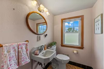 1524 W Grange Ave, Milwaukee, WI 53221 - Photo 34