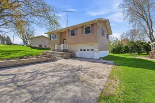 911 Mayer Ln, Mayville, WI 53050 - Photo 24