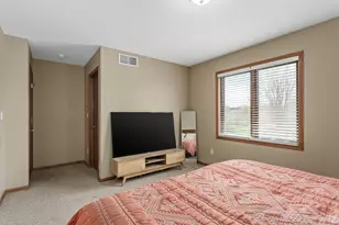 933 South St, Watertown, WI 53094 - Photo 32