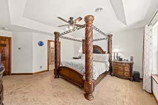 9989 S 31st St, Franklin, WI 53132 - Photo 24