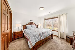 9989 S 31st St, Franklin, WI 53132 - Photo 28