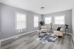 8416 W Bluemound Rd, Wauwatosa, WI 53226 - Photo 2