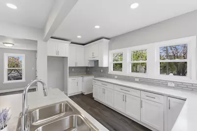 8416 W Bluemound Rd, Wauwatosa, WI 53226 - Photo 2
