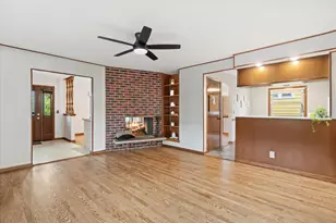 5224 W Rita Dr, West Allis, WI 53219 - Photo 8