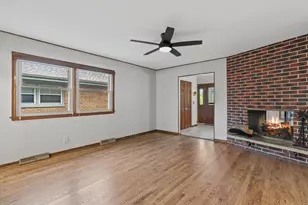 5224 W Rita Dr, West Allis, WI 53219 - Photo 12