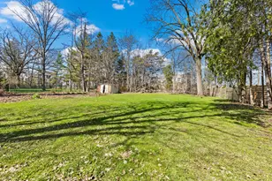 8727 N Kildeer Ct, Brown Deer, WI 53209 - Photo 20