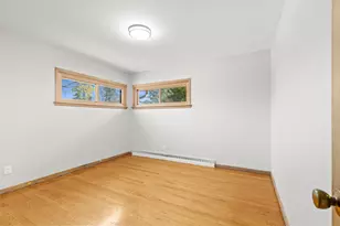 8727 N Kildeer Ct, Brown Deer, WI 53209 - Photo 6