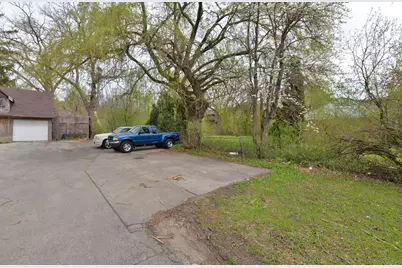 5118  Graceland Blvd, Racine, WI 53406 - Photo 4