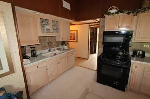 308 Highridge Rd, Burlington, WI 53105 - Photo 6