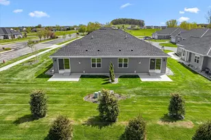 504 Hunter Oaks Blvd, Watertown, WI 53094 - Photo 20