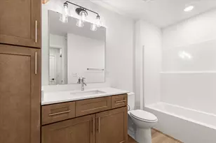 512 Hunter Oaks Blvd, Watertown, WI 53094 - Photo 16