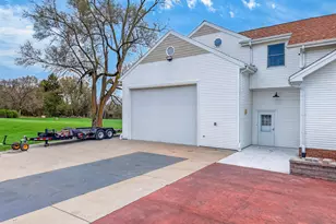 S25W27133 Rocky Hills Ct, Waukesha, WI 53188 - Photo 38