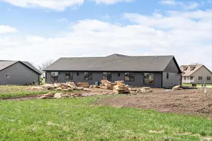 S4674 Erickson Ln, Jefferson, WI 54665 - Photo 16