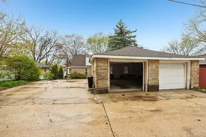 4260 N 93rd St, Wauwatosa, WI 53222 - Photo 52