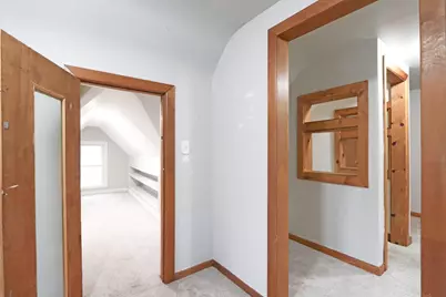 4260 N 93rd St, Wauwatosa, WI 53222 - Photo 32