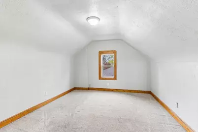 4260 N 93rd St, Wauwatosa, WI 53222 - Photo 18