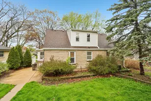 4260 N 93rd St, Wauwatosa, WI 53222 - Photo 52