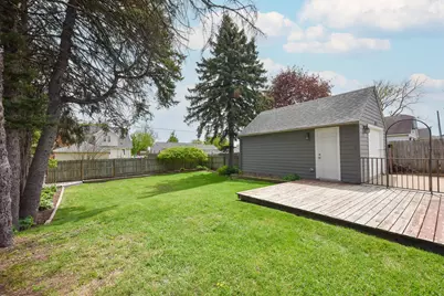 927  Genesee St, Waukesha, WI 53186 - Photo 38