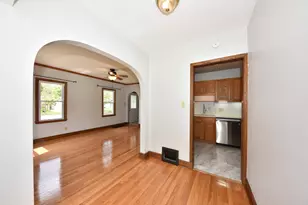 927 Genesee St, Waukesha, WI 53186 - Photo 10