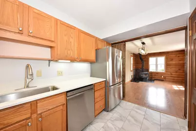 927  Genesee St, Waukesha, WI 53186 - Photo 14
