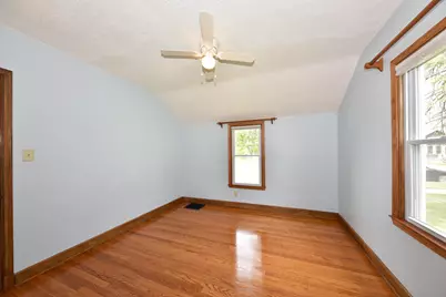 927  Genesee St, Waukesha, WI 53186 - Photo 24
