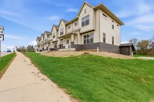 2125 E Howard Ave, Saint Francis, WI 53235 - Photo 4