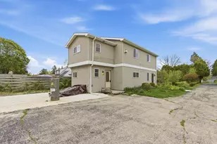 8601 N 64th St, Brown Deer, WI 53223 - Photo 28