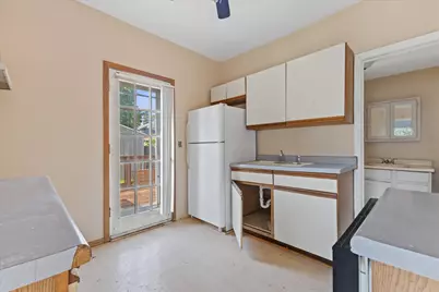 2401  Hansen Ave, Racine, WI 53405 - Photo 2