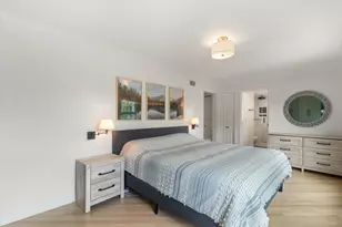 6060 N Bay Ridge Ave, Whitefish Bay, WI 53217 - Photo 20