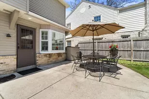 6060 N Bay Ridge Ave, Whitefish Bay, WI 53217 - Photo 38