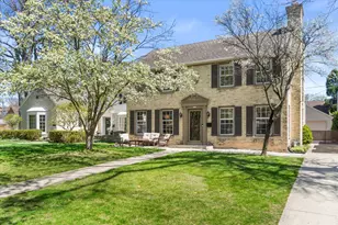 6060 N Bay Ridge Ave, Whitefish Bay, WI 53217 - Photo 34