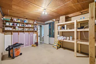 1015 W Devonshire Rd, Delafield, WI 53018 - Photo 38