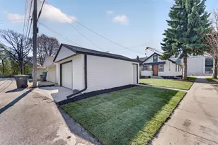 5126 W Burnham St, West Milwaukee, WI 53219 - Photo 18