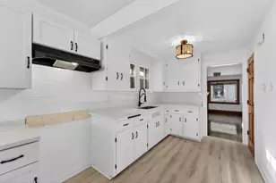 5126 W Burnham St, West Milwaukee, WI 53219 - Photo 4