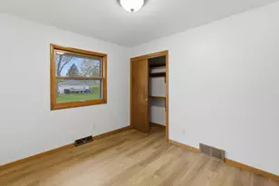 5314 W Nokomis Rd, Brown Deer, WI 53223 - Photo 22