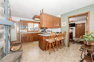 6770 Lee Harbor Ln, Black Wolf, WI 54902 - Photo 16