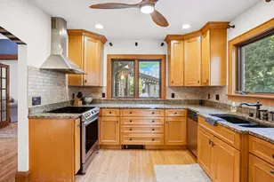 2536 N 81st St, Wauwatosa, WI 53213 - Photo 14