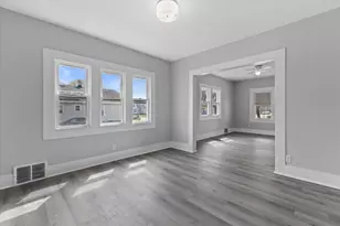 1949 Jay Eye See Ave, Racine, WI 53403 - Photo 8