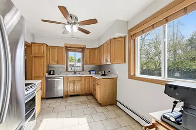440 E Norwich St, Milwaukee, WI 53207 - Photo 8
