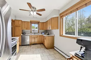 440 E Norwich St, Milwaukee, WI 53207 - Photo 8