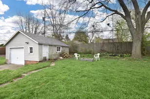 3337 E Waterford Ave, Saint Francis, WI 53235 - Photo 20