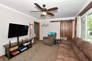 3337 E Waterford Ave, Saint Francis, WI 53235 - Photo 4