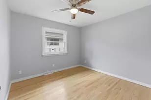 2619 E Bolivar Ave, Saint Francis, WI 53235 - Photo 10
