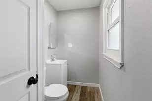 2619 E Bolivar Ave, Saint Francis, WI 53235 - Photo 14