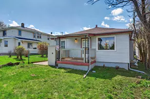 3561 S 31st St, Greenfield, WI 53221 - Photo 18