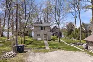 5831 S Hacker Dr, West Bend, WI 53095 - Photo 38