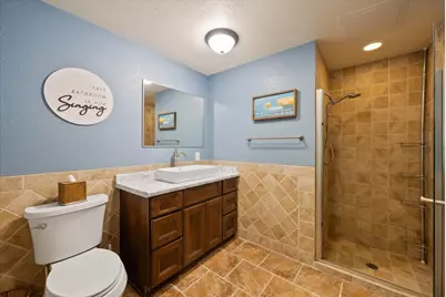 5790  Schneider Ct, West Bend, WI 53095 - Photo 32