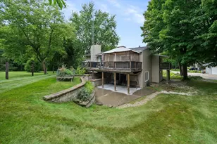 5790 Schneider Ct, West Bend, WI 53095 - Photo 36