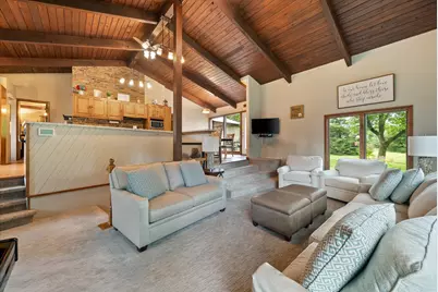 5790  Schneider Ct, West Bend, WI 53095 - Photo 10