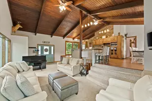 5790 Schneider Ct, West Bend, WI 53095 - Photo 12
